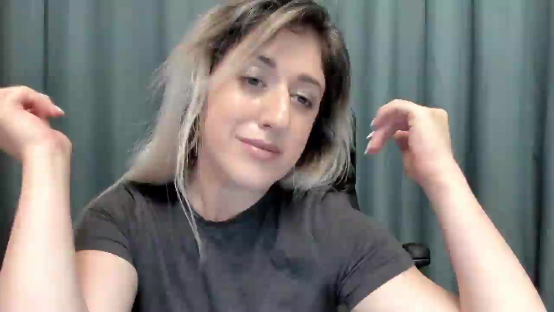 Gallery image thumbnail from SweetDelia_'s myfreecams stream on, 07/04/2026, 24:10 image 19 of 20