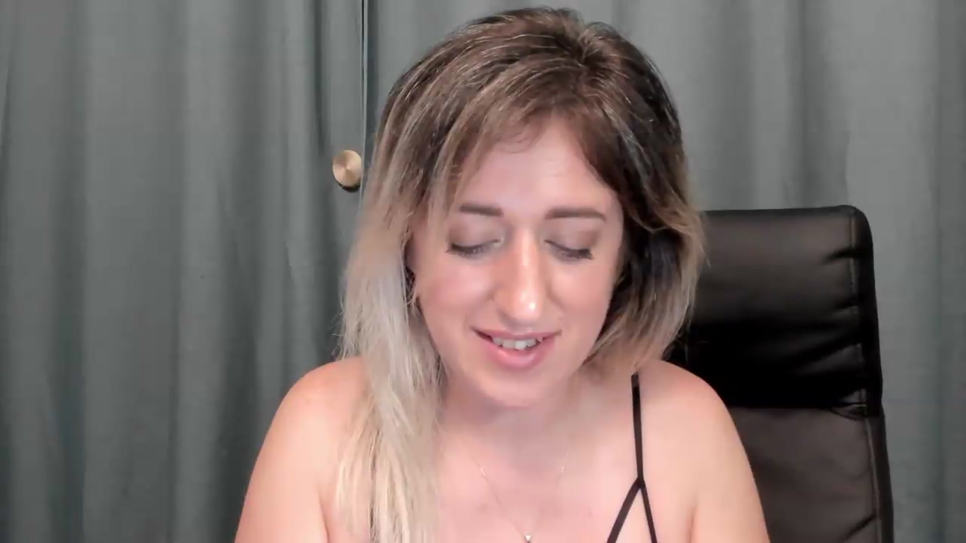 Gallery image thumbnail from SweetDelia_'s myfreecams stream on, 07/09/2026, 01:12 image 13 of 20
