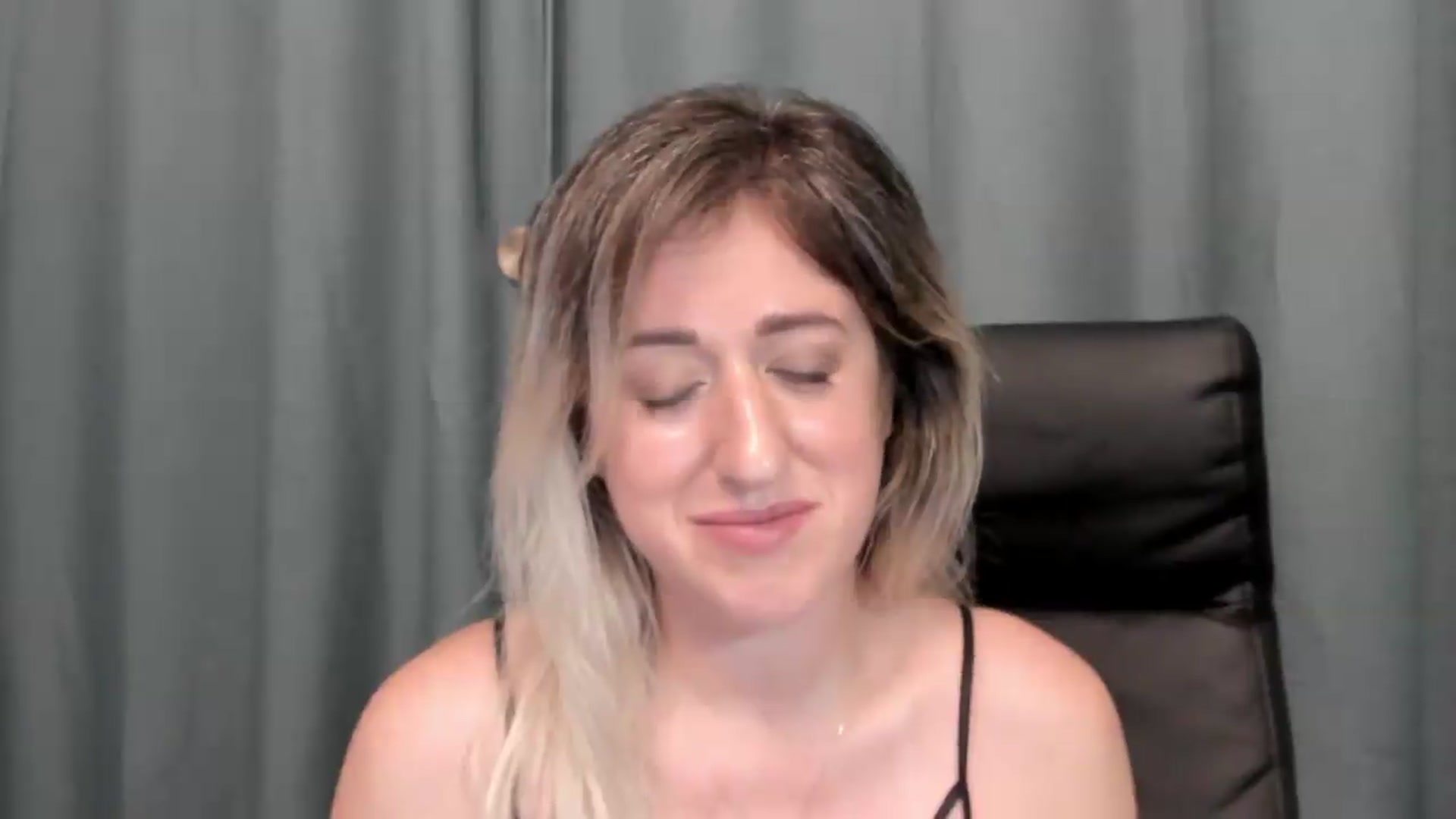 Gallery image thumbnail from SweetDelia_'s myfreecams stream on, 07/09/2026, 01:12 image 10 of 20