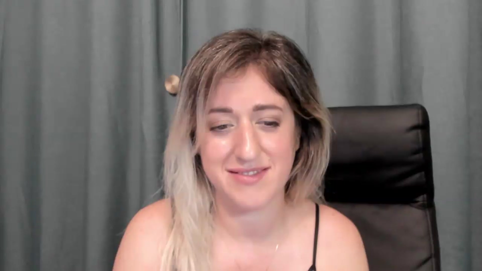 Gallery image thumbnail from SweetDelia_'s myfreecams stream on, 07/09/2026, 01:12 image 11 of 20
