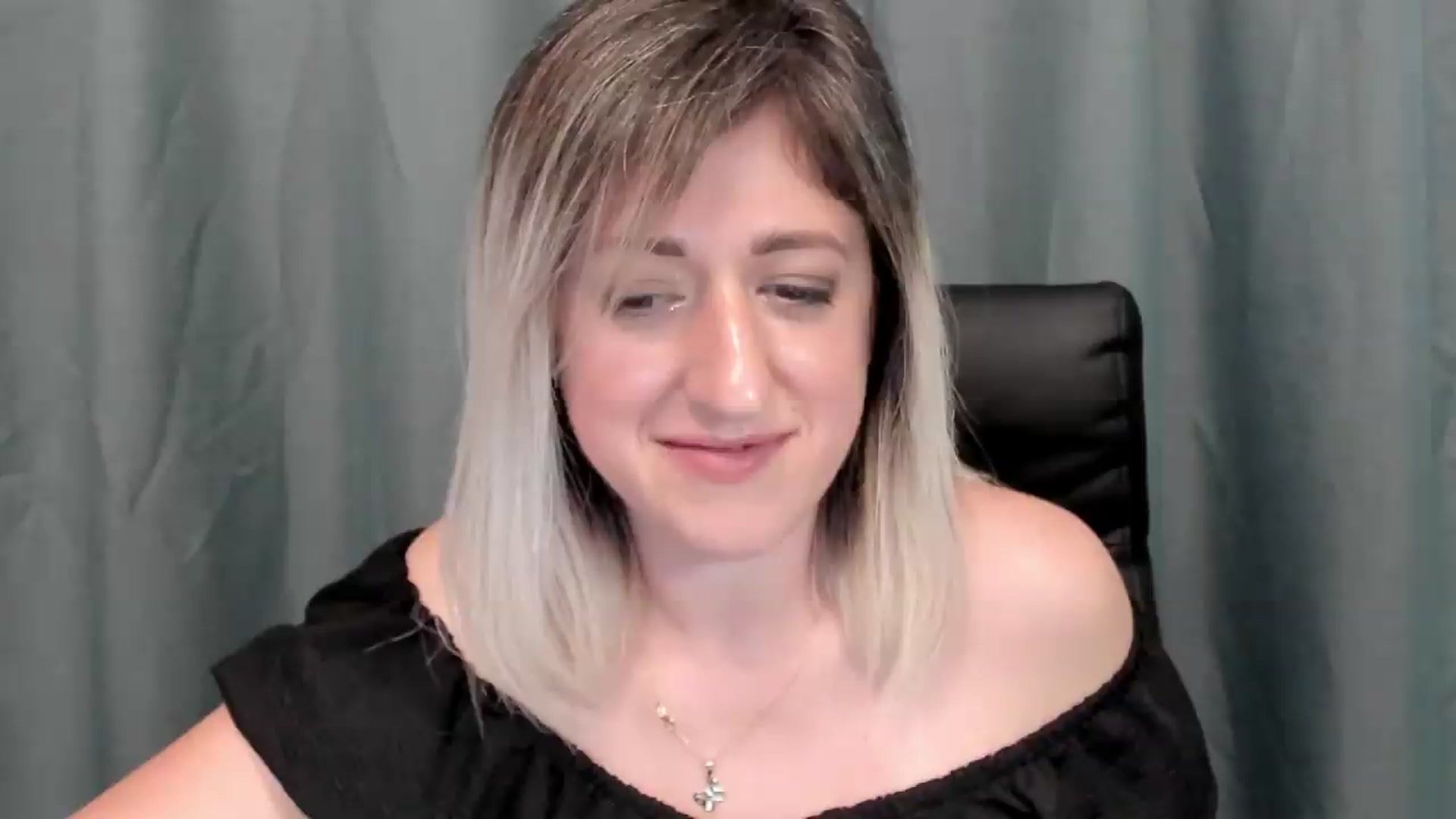 Gallery image thumbnail from SweetDelia_'s myfreecams stream on, 07/10/2026, 01:48 image 9 of 20