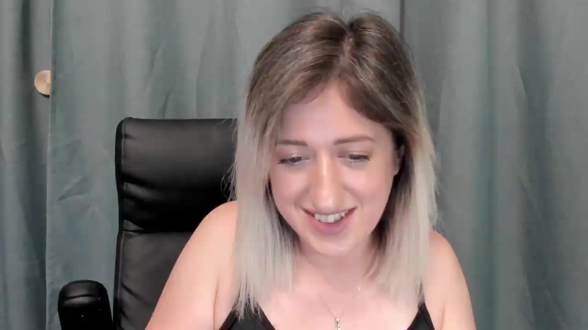 Gallery image thumbnail from SweetDelia_'s myfreecams stream on, 07/11/2026, 02:06 image 5 of 20