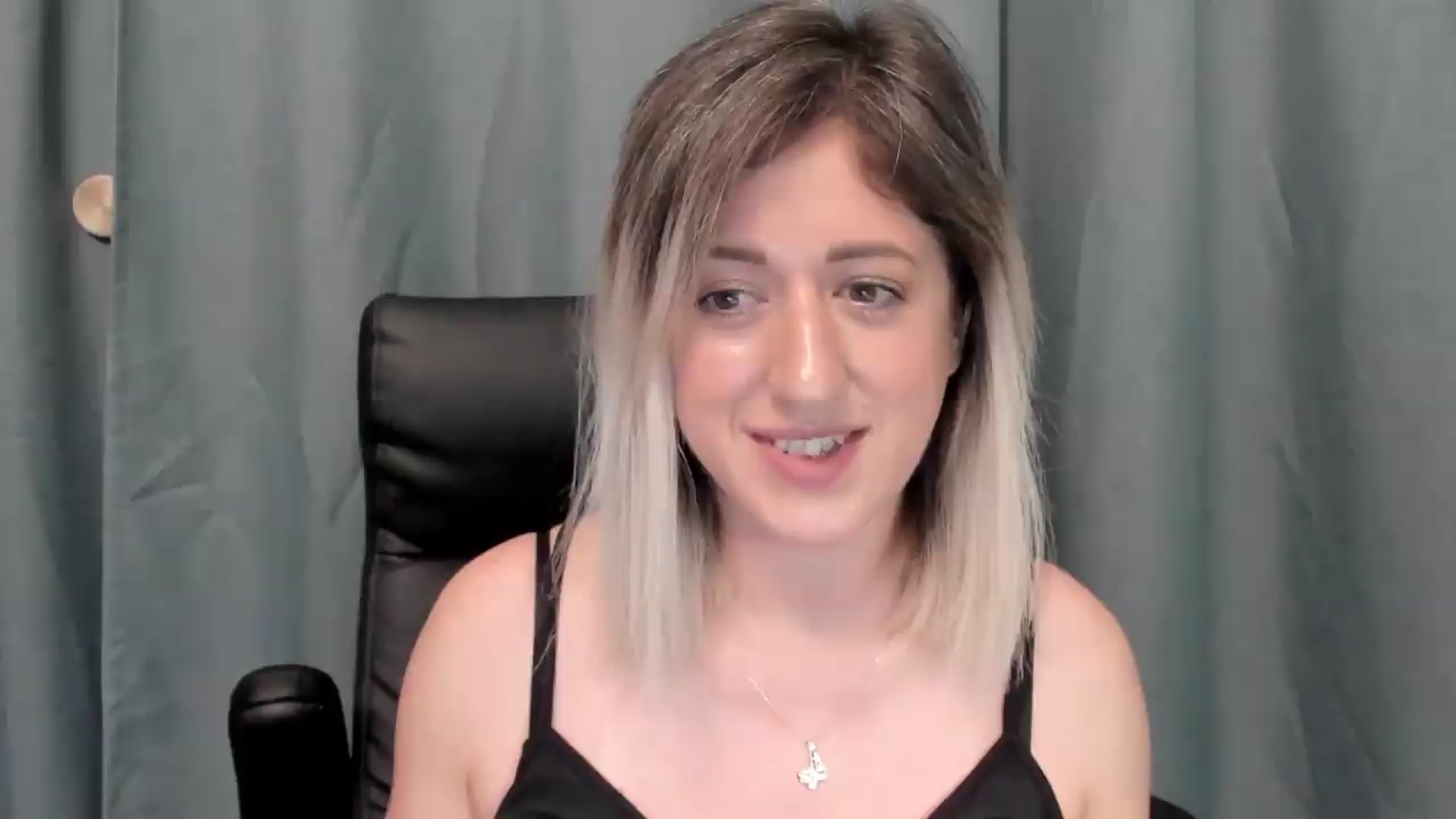 Gallery image thumbnail from SweetDelia_'s myfreecams stream on, 07/11/2026, 02:06 image 18 of 20