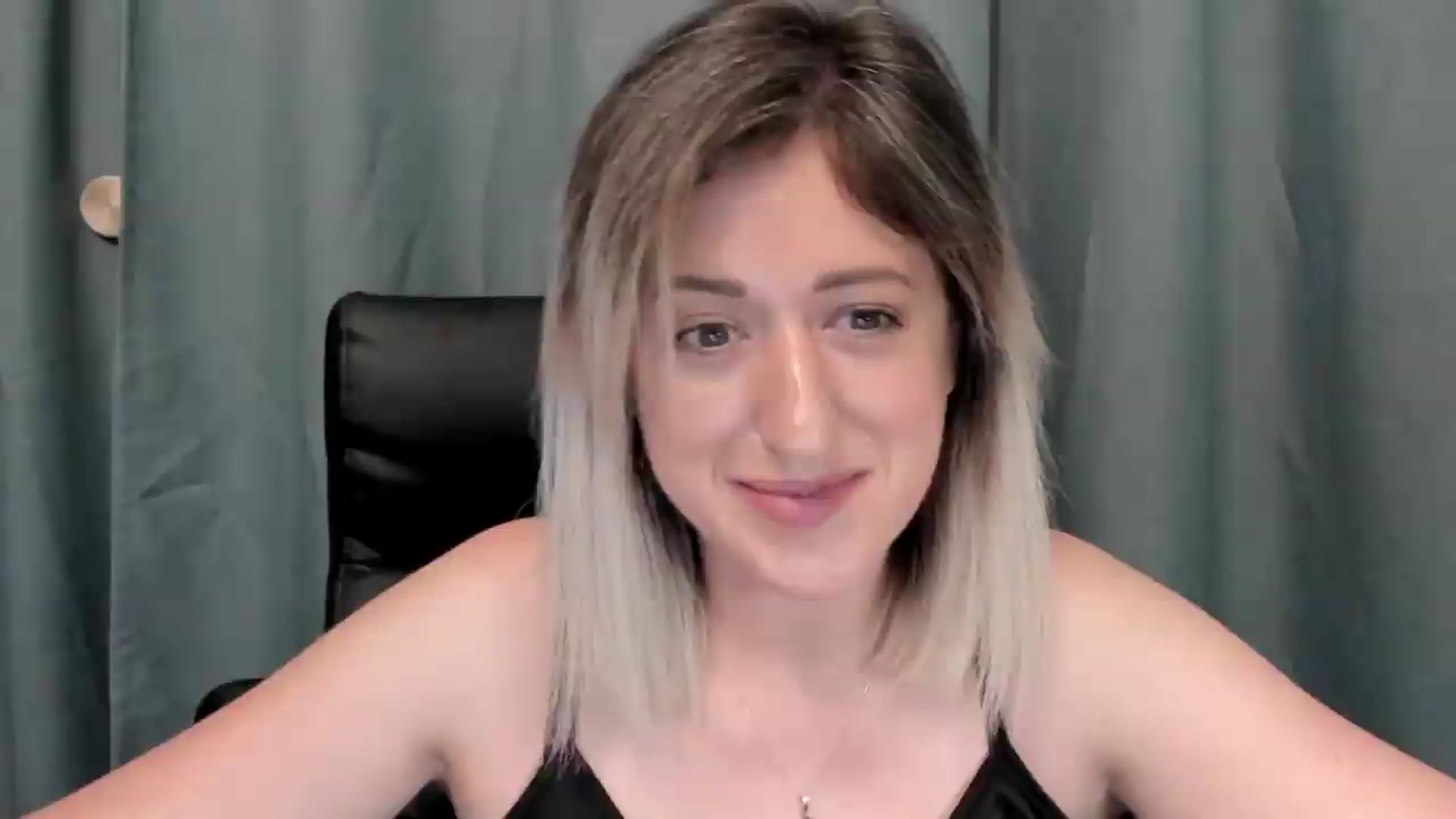 Gallery image thumbnail from SweetDelia_'s myfreecams stream on, 07/11/2026, 02:06 image 1 of 20