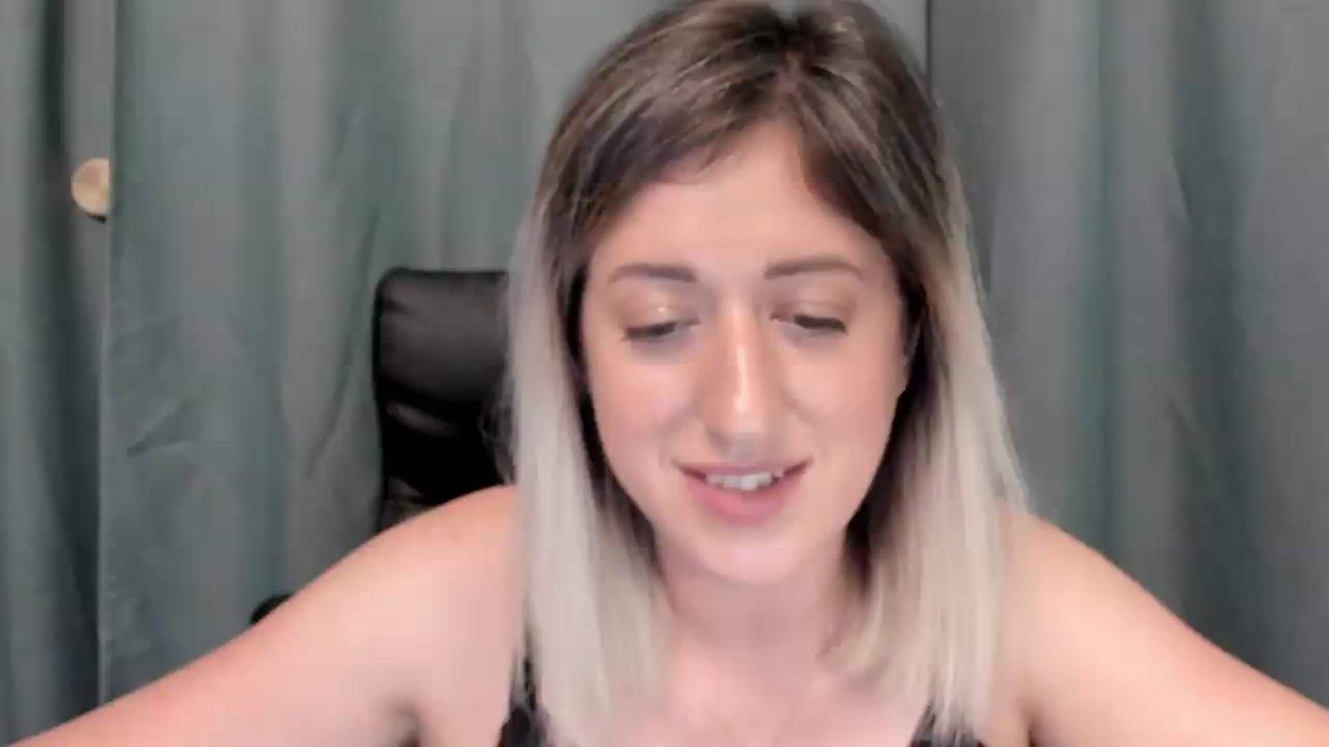 Gallery image thumbnail from SweetDelia_'s myfreecams stream on, 07/11/2026, 02:06 image 9 of 20