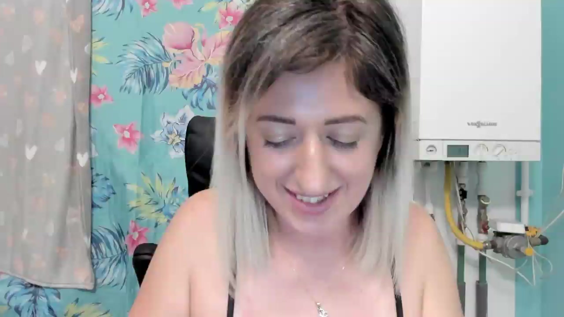 Gallery image thumbnail from SweetDelia_'s myfreecams stream on, 07/14/2026, 02:39 image 16 of 20