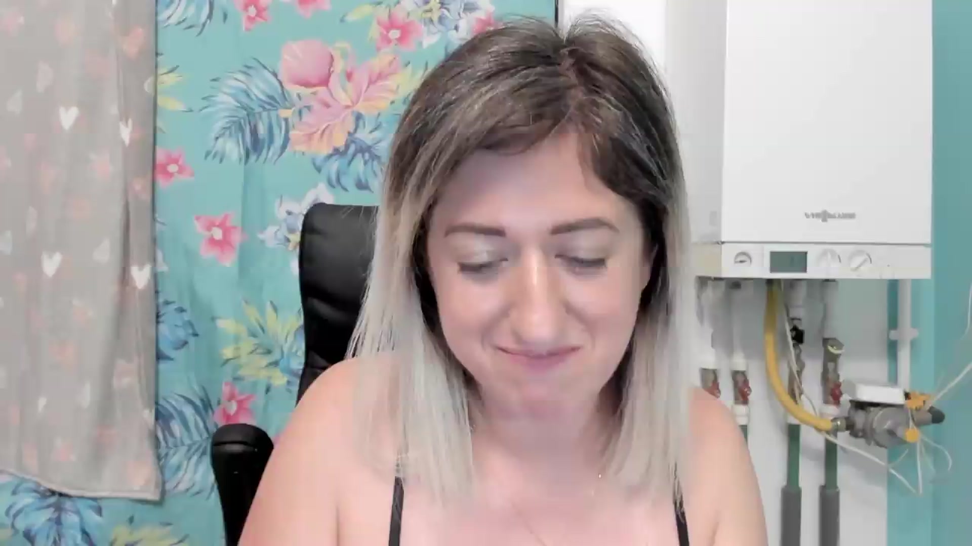 Gallery image thumbnail from SweetDelia_'s myfreecams stream on, 07/14/2026, 02:39 image 11 of 20
