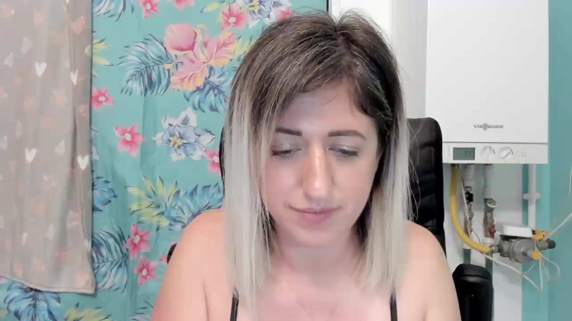 Gallery image thumbnail from SweetDelia_'s myfreecams stream on, 07/14/2026, 02:39 image 2 of 20