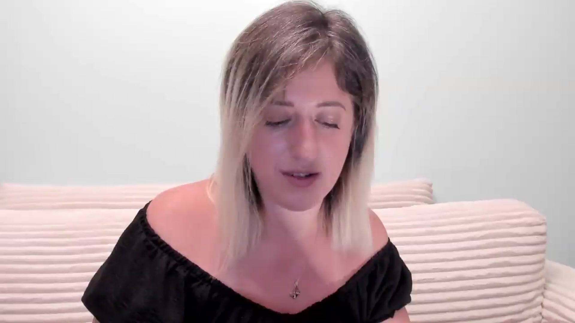 Gallery image thumbnail from SweetDelia_'s myfreecams stream on, 07/27/2026, 02:16 image 5 of 20
