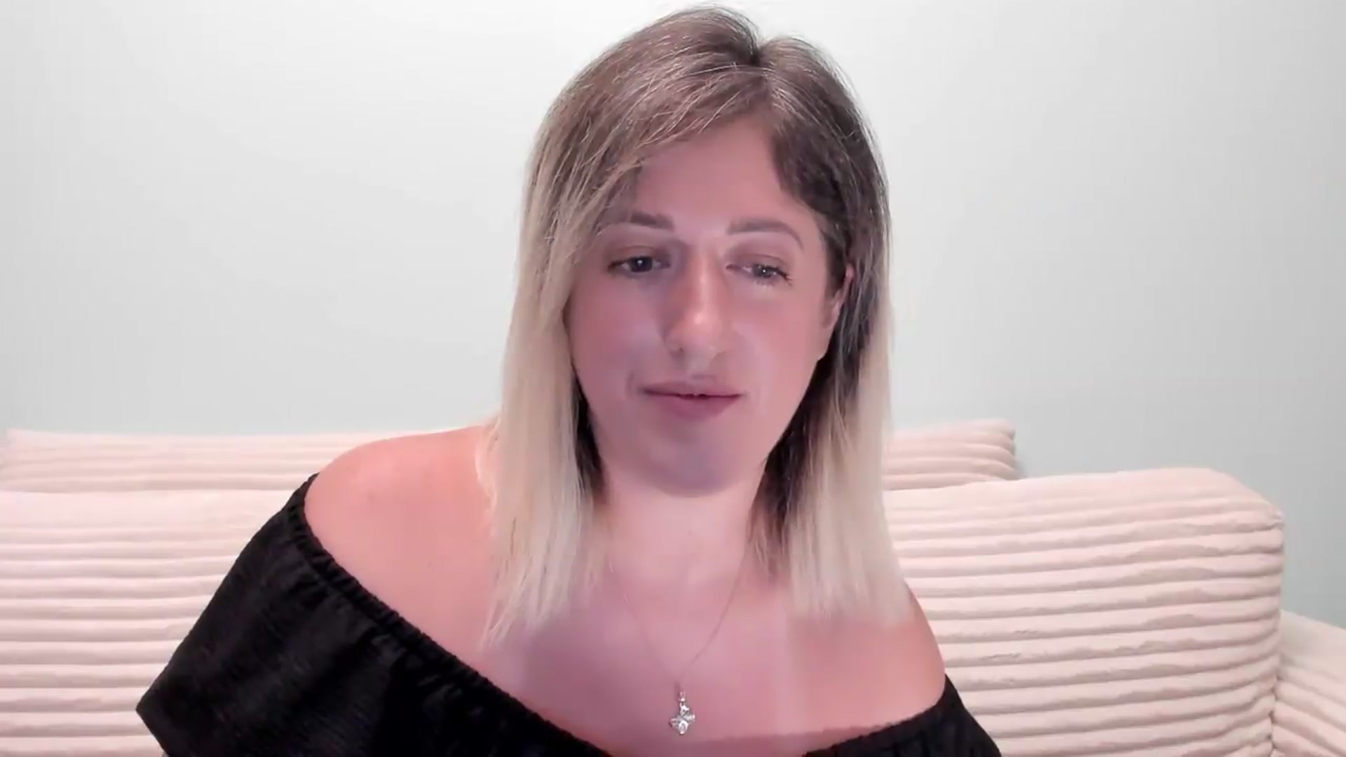Gallery image thumbnail from SweetDelia_'s myfreecams stream on, 07/27/2026, 02:16 image 3 of 20