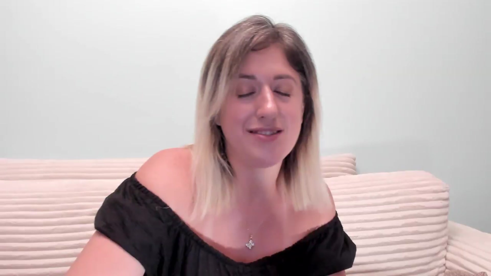 Gallery image thumbnail from SweetDelia_'s myfreecams stream on, 07/27/2026, 02:16 image 14 of 20
