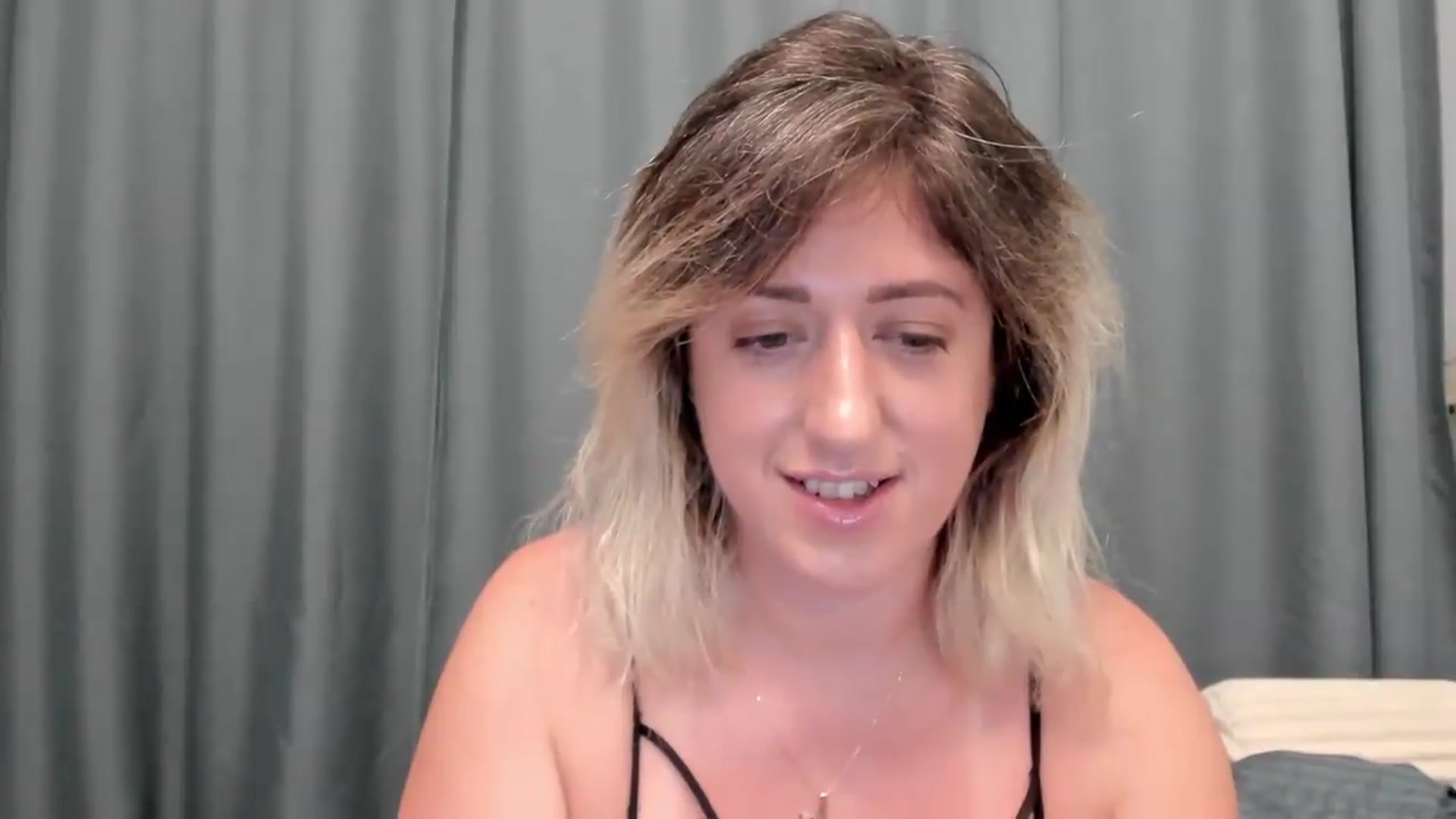 Gallery image thumbnail from SweetDelia_'s myfreecams stream on, 07/29/2026, 24:23 image 14 of 20