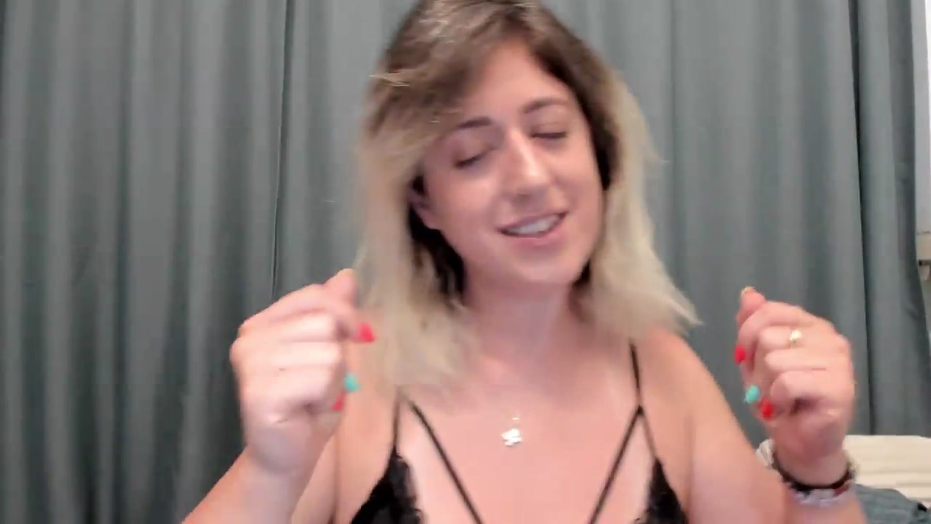 Gallery image thumbnail from SweetDelia_'s myfreecams stream on, 07/29/2026, 24:23 image 11 of 20