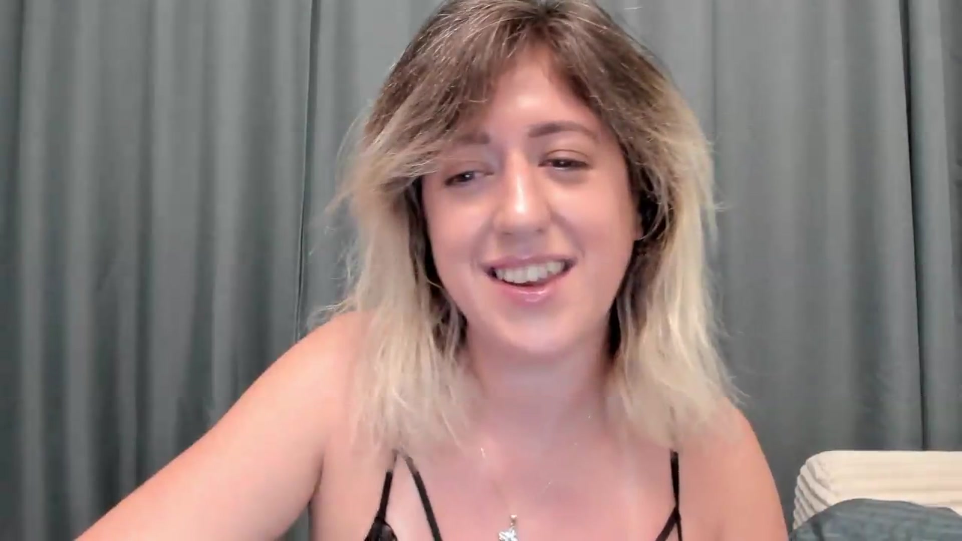 Gallery image thumbnail from SweetDelia_'s myfreecams stream on, 07/29/2026, 24:23 image 20 of 20