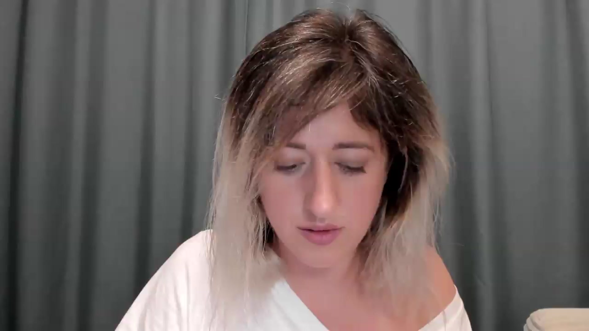 Gallery image thumbnail from SweetDelia_'s myfreecams stream on, 08/01/2026, 01:14 image 3 of 20