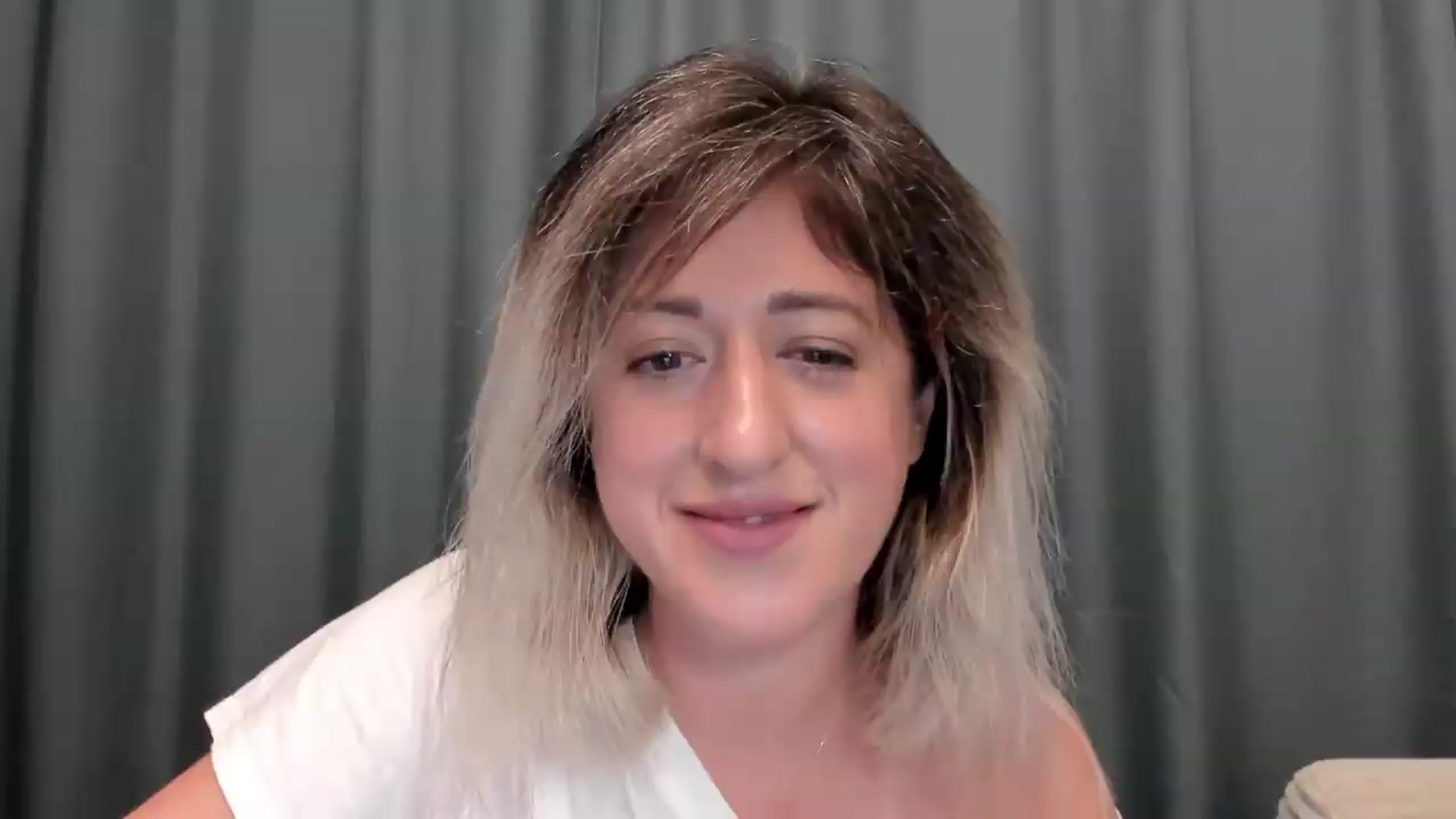Gallery image thumbnail from SweetDelia_'s myfreecams stream on, 08/01/2026, 01:14 image 6 of 20