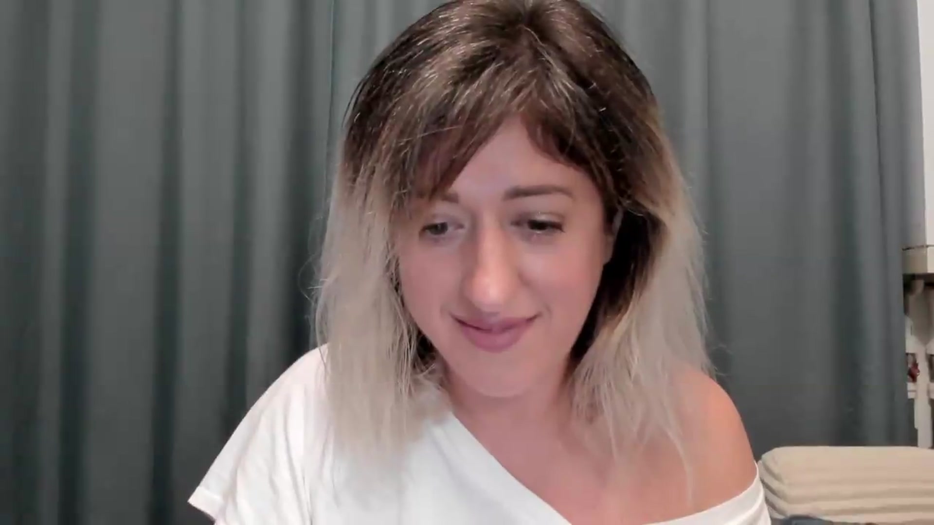 Gallery image thumbnail from SweetDelia_'s myfreecams stream on, 08/01/2026, 01:58 image 20 of 20