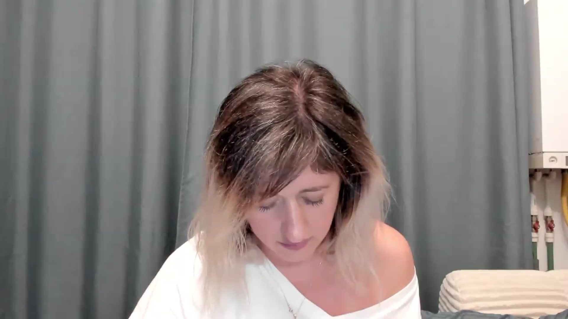 Gallery image thumbnail from SweetDelia_'s myfreecams stream on, 08/01/2026, 01:58 image 6 of 20