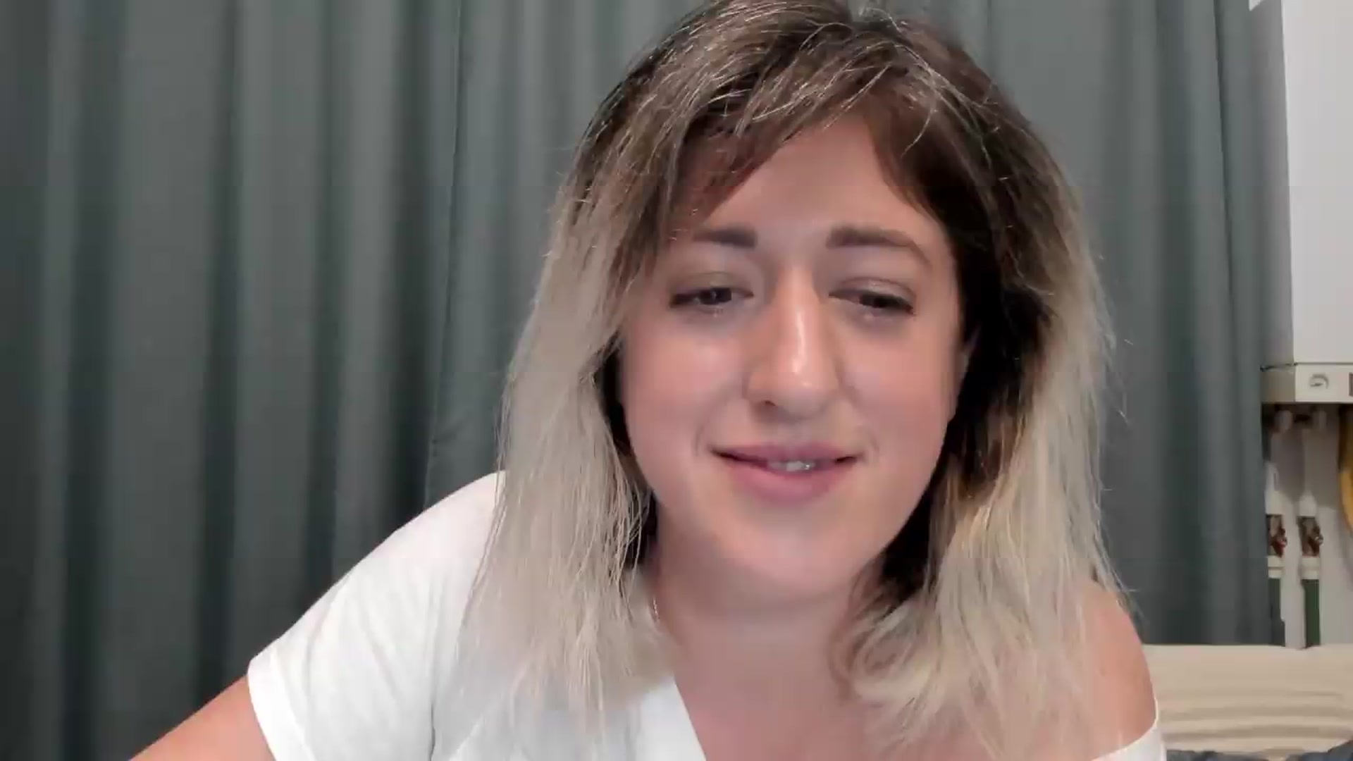 Gallery image thumbnail from SweetDelia_'s myfreecams stream on, 08/01/2026, 01:58 image 1 of 20