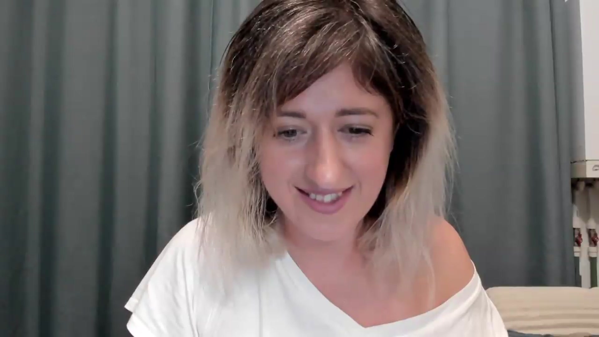 Gallery image thumbnail from SweetDelia_'s myfreecams stream on, 08/01/2026, 01:58 image 14 of 20