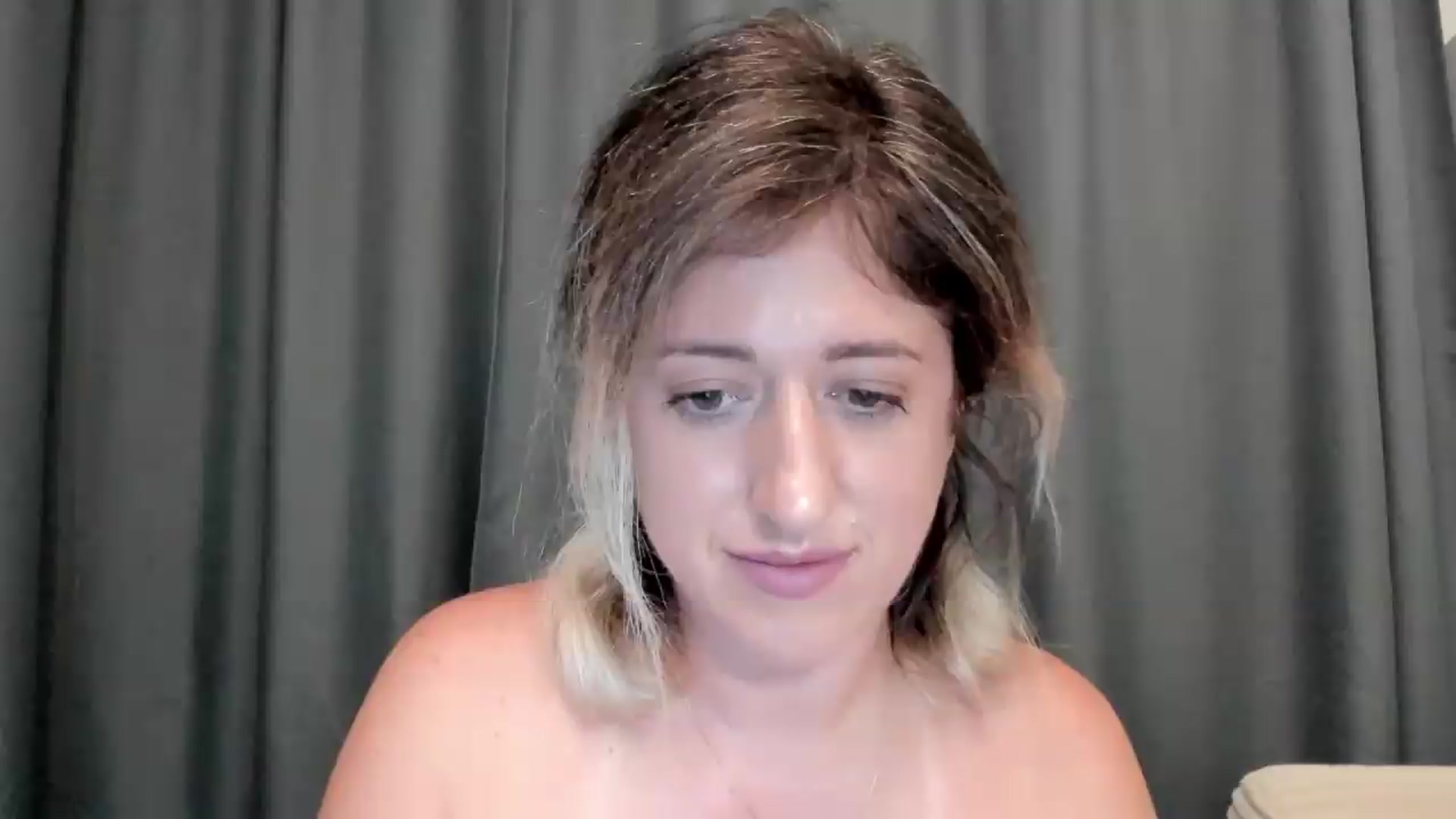 Gallery image thumbnail from SweetDelia_'s myfreecams stream on, 08/07/2026, 01:48 image 12 of 20