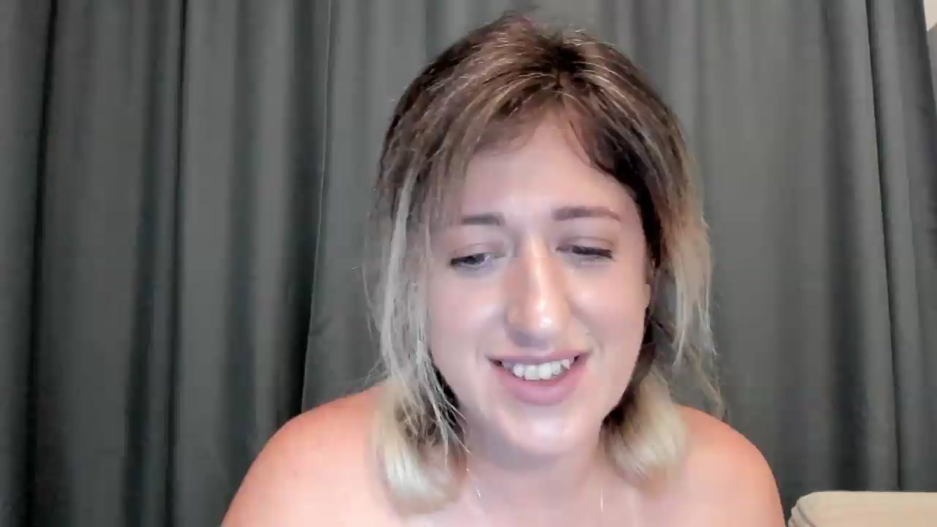 Gallery image thumbnail from SweetDelia_'s myfreecams stream on, 08/07/2026, 01:48 image 2 of 20