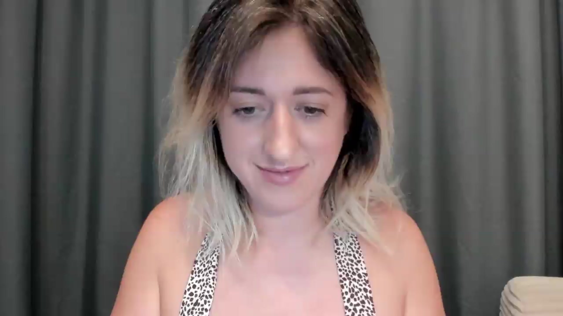 Gallery image thumbnail from SweetDelia_'s myfreecams stream on, 08/12/2026, 01:43 image 10 of 20