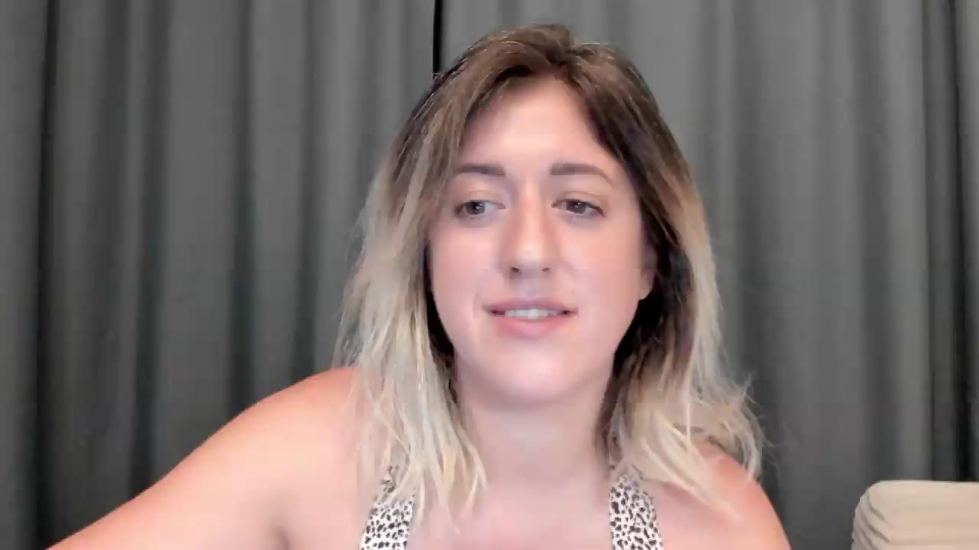 Gallery image thumbnail from SweetDelia_'s myfreecams stream on, 08/12/2026, 01:43 image 7 of 20