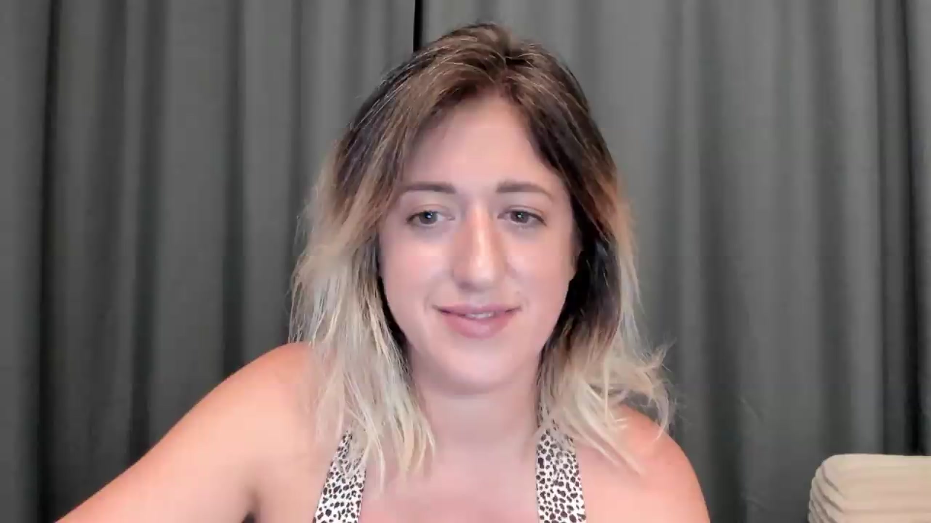 Gallery image thumbnail from SweetDelia_'s myfreecams stream on, 08/12/2026, 01:43 image 1 of 20