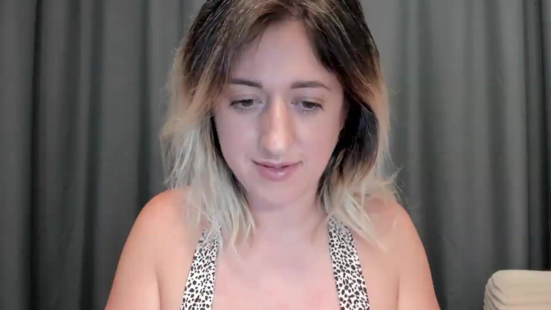 Gallery image thumbnail from SweetDelia_'s myfreecams stream on, 08/12/2026, 01:43 image 6 of 20