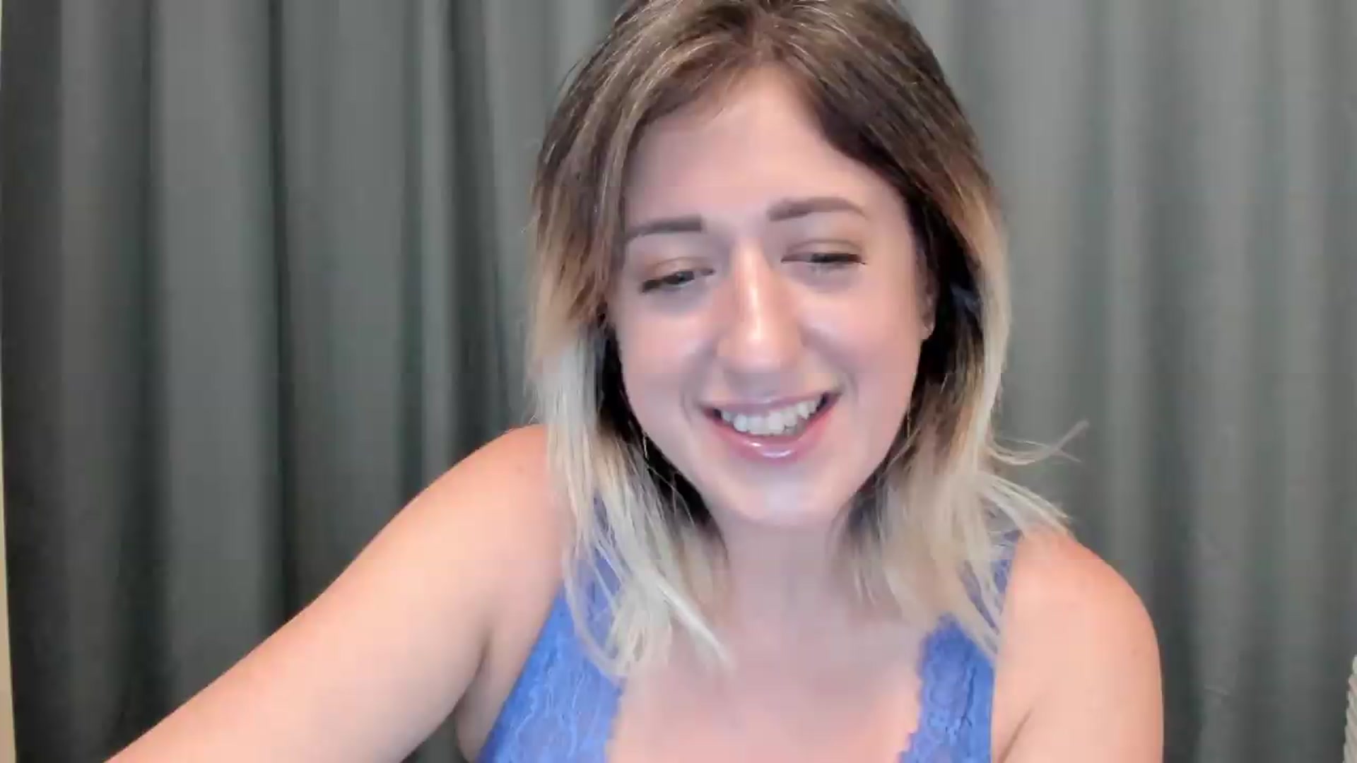 Gallery image thumbnail from SweetDelia_'s myfreecams stream on, 08/13/2026, 01:04 image 1 of 20