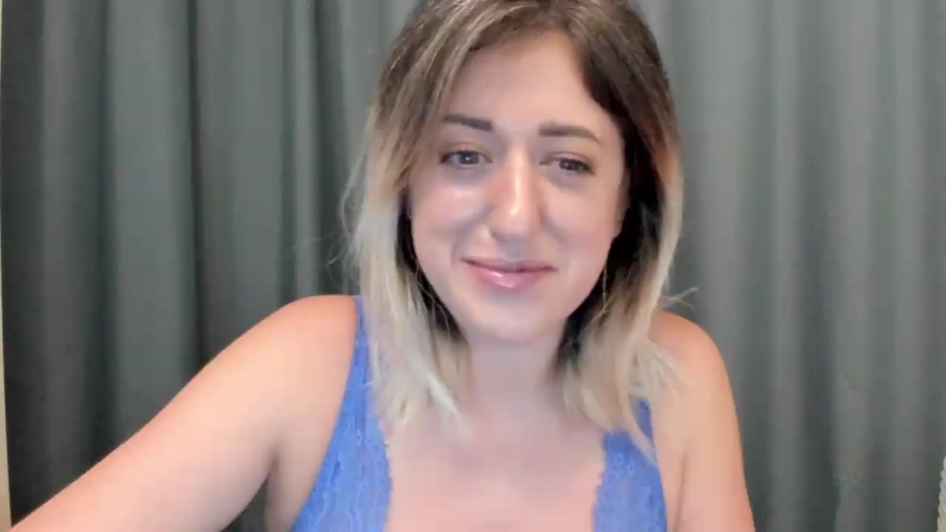 Gallery image thumbnail from SweetDelia_'s myfreecams stream on, 08/13/2026, 01:04 image 3 of 20