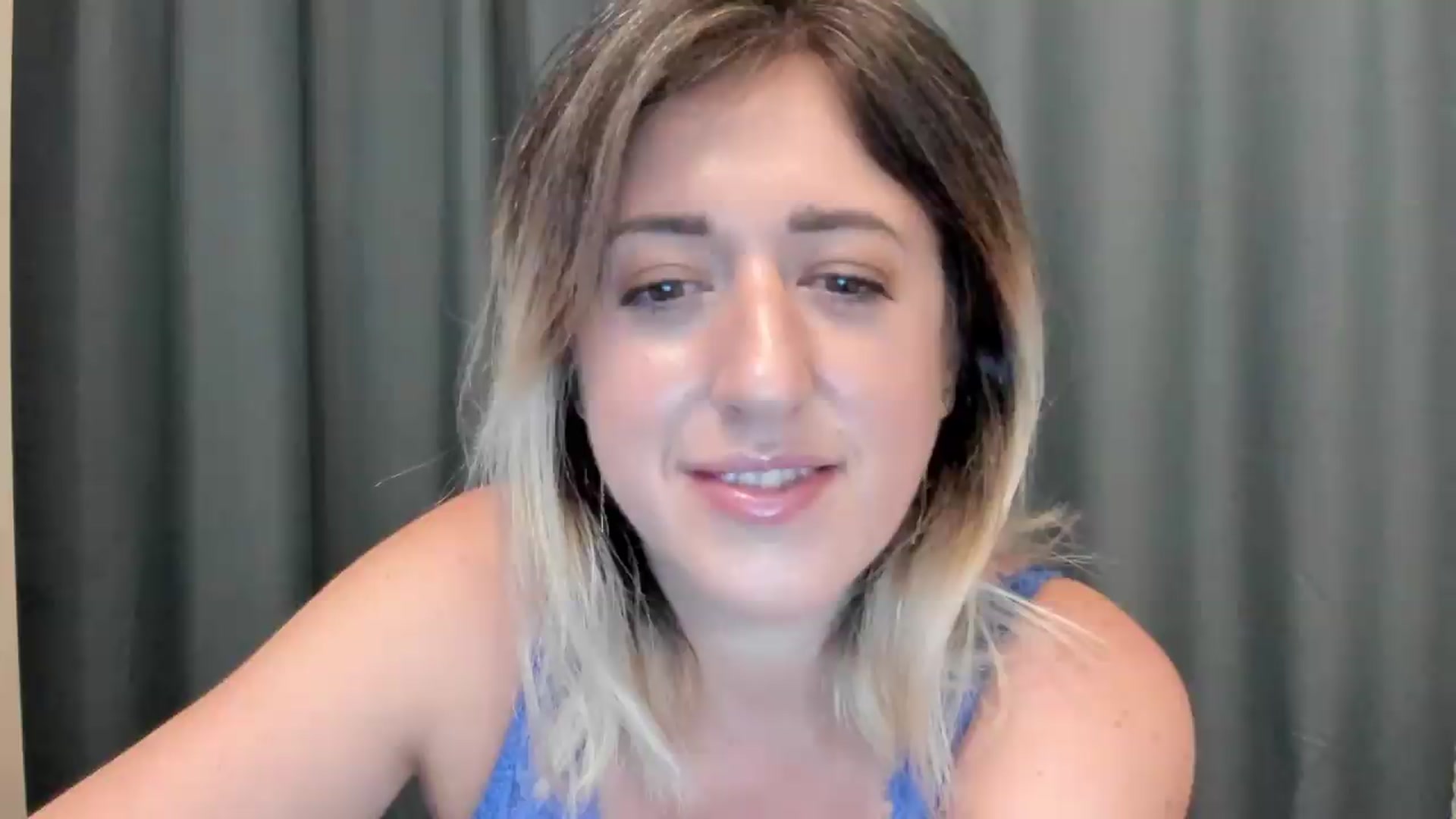 Gallery image thumbnail from SweetDelia_'s myfreecams stream on, 08/13/2026, 01:04 image 7 of 20