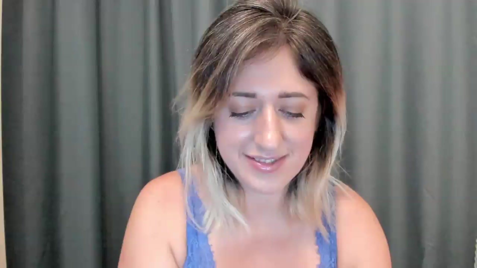 Gallery image thumbnail from SweetDelia_'s myfreecams stream on, 08/13/2026, 01:04 image 12 of 20