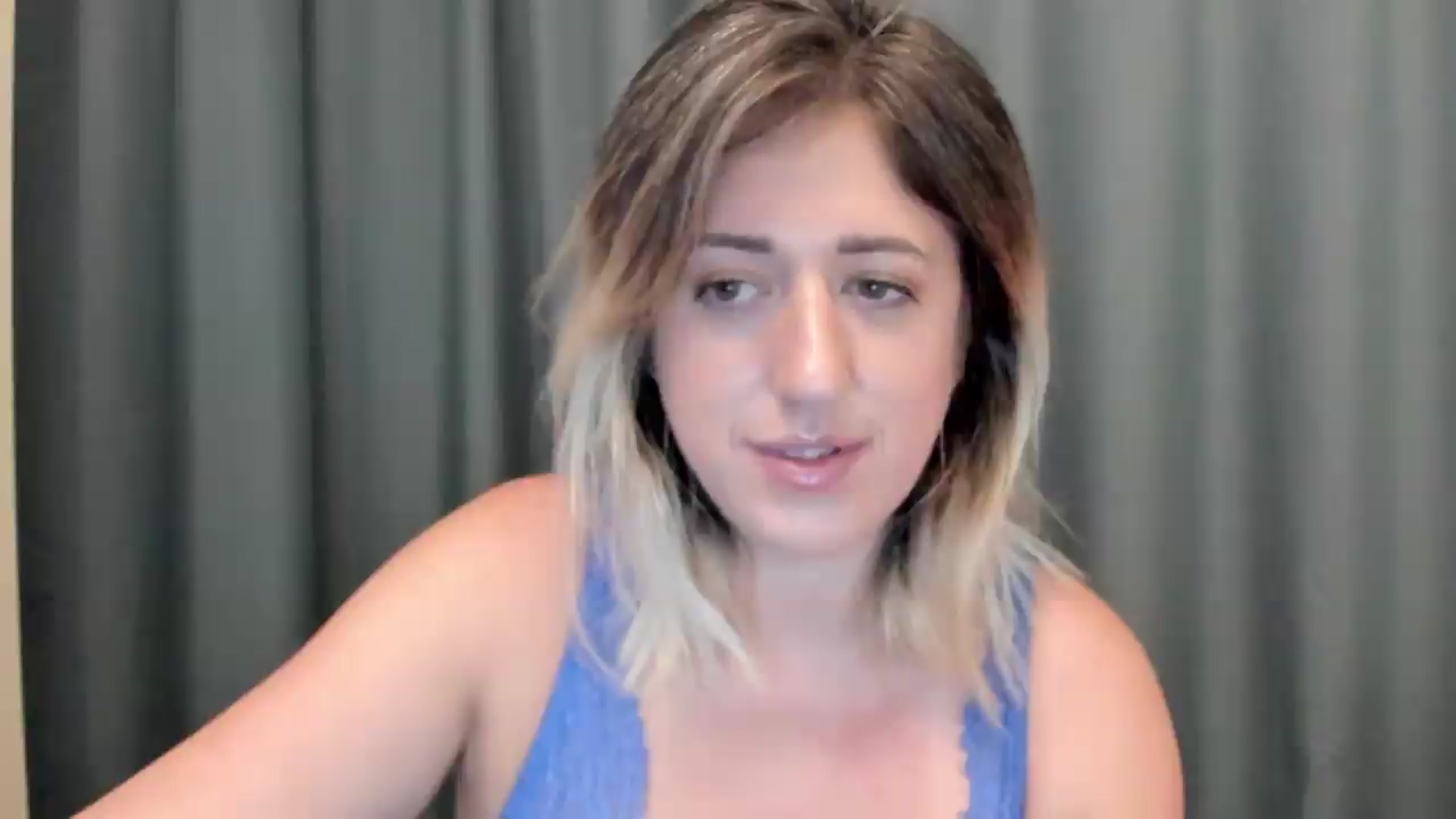 Gallery image thumbnail from SweetDelia_'s myfreecams stream on, 08/13/2026, 01:04 image 14 of 20