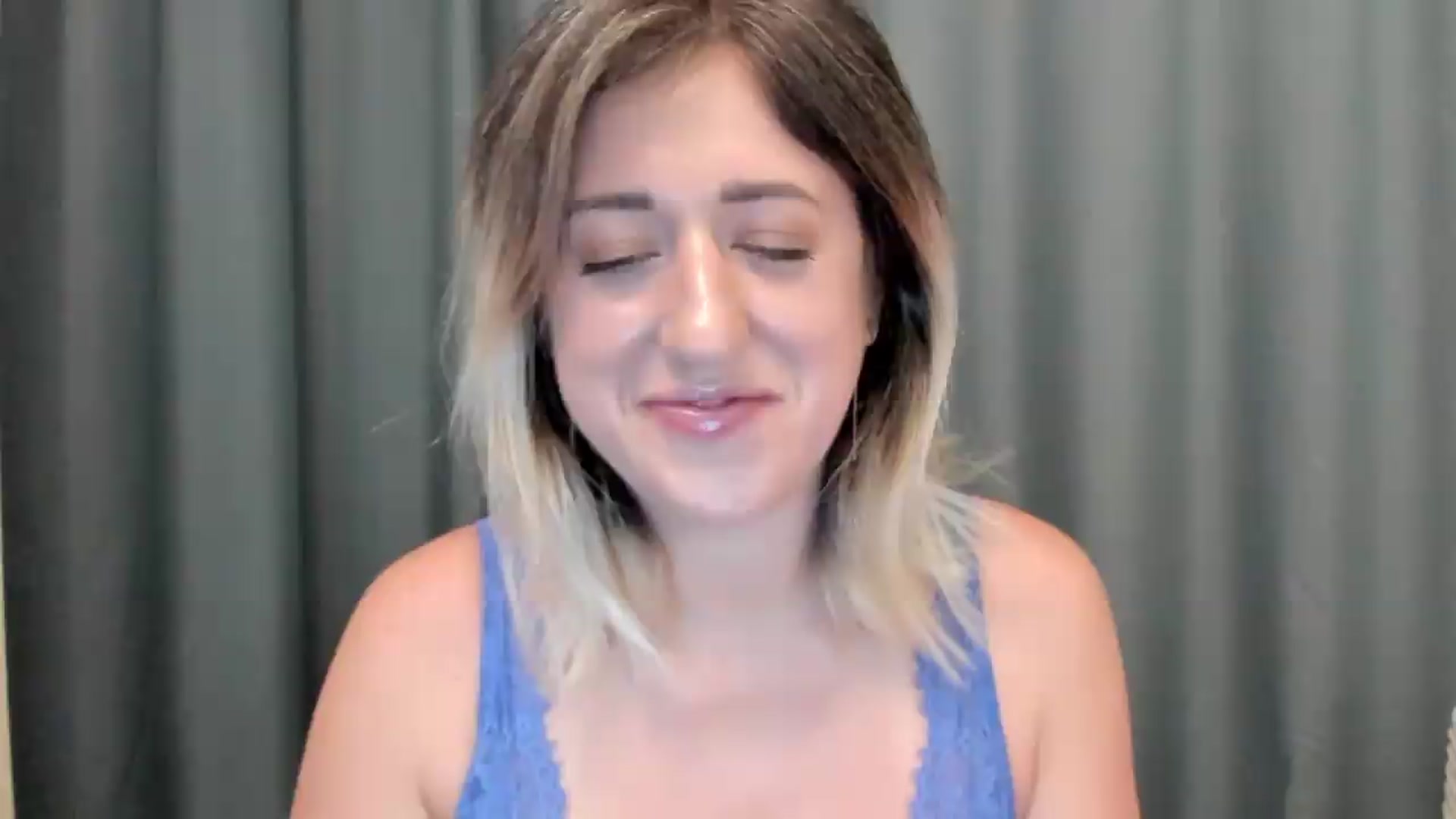 Gallery image thumbnail from SweetDelia_'s myfreecams stream on, 08/13/2026, 01:04 image 4 of 20