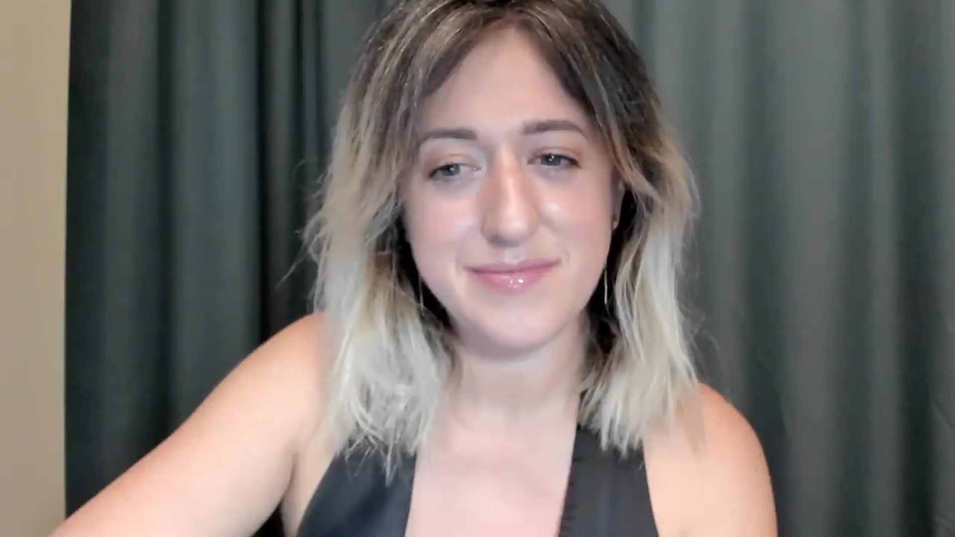 Gallery image thumbnail from SweetDelia_'s myfreecams stream on, 08/14/2026, 01:42 image 11 of 20