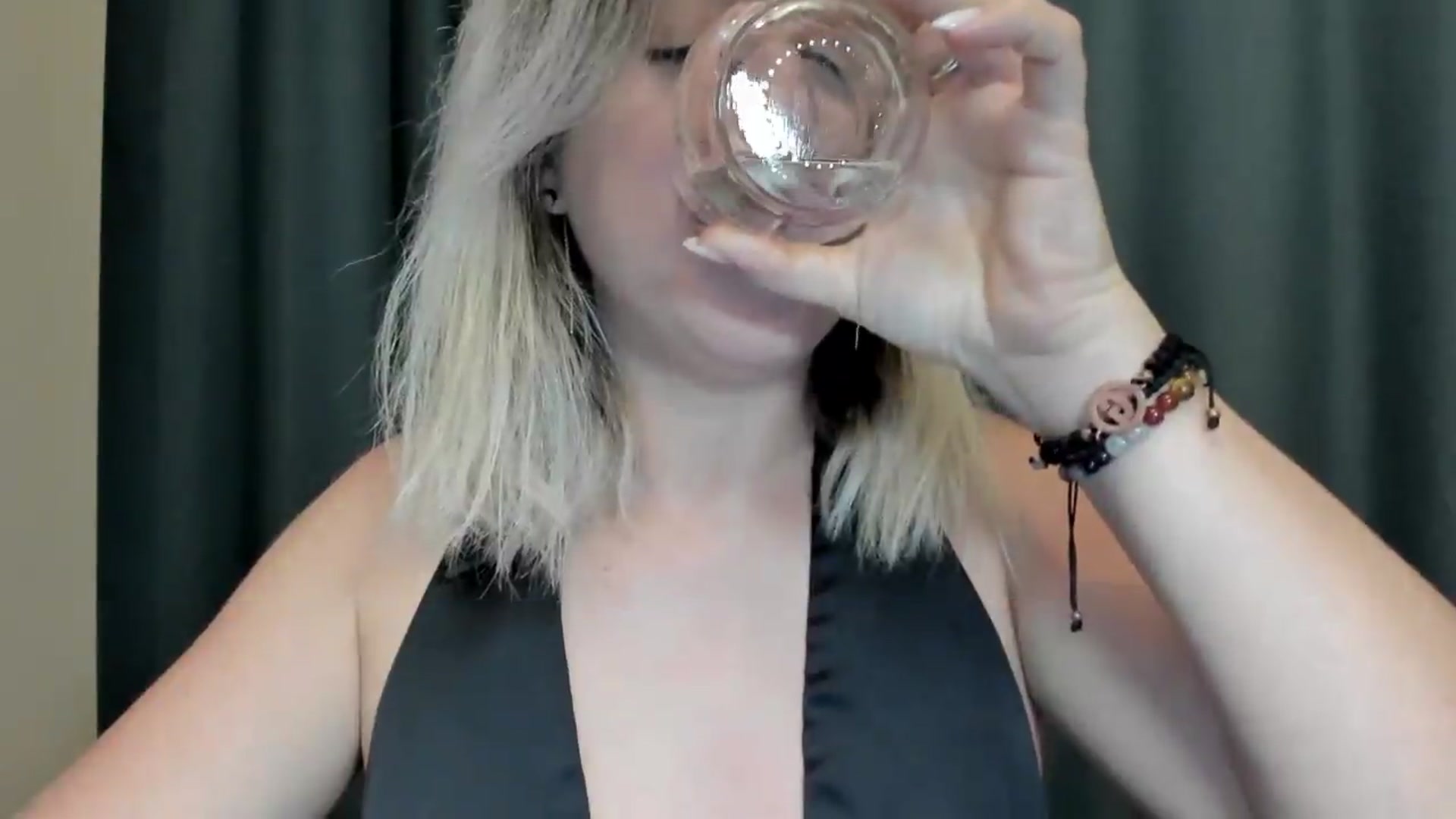 Gallery image thumbnail from SweetDelia_'s myfreecams stream on, 08/14/2026, 01:42 image 16 of 20