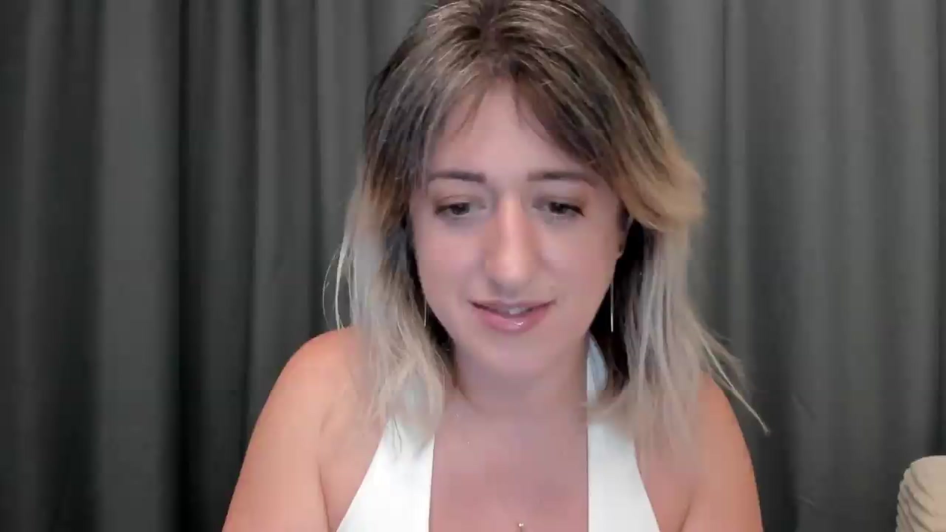 Gallery image thumbnail from SweetDelia_'s myfreecams stream on, 08/17/2026, 24:54 image 8 of 20