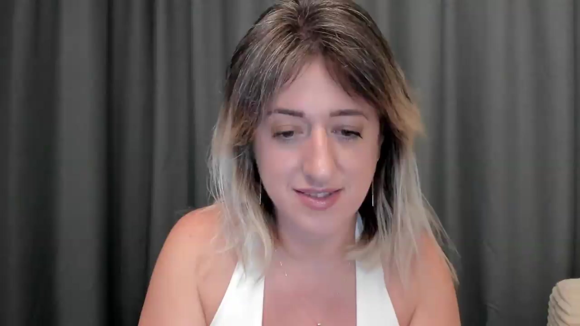 Gallery image thumbnail from SweetDelia_'s myfreecams stream on, 08/17/2026, 24:54 image 16 of 20