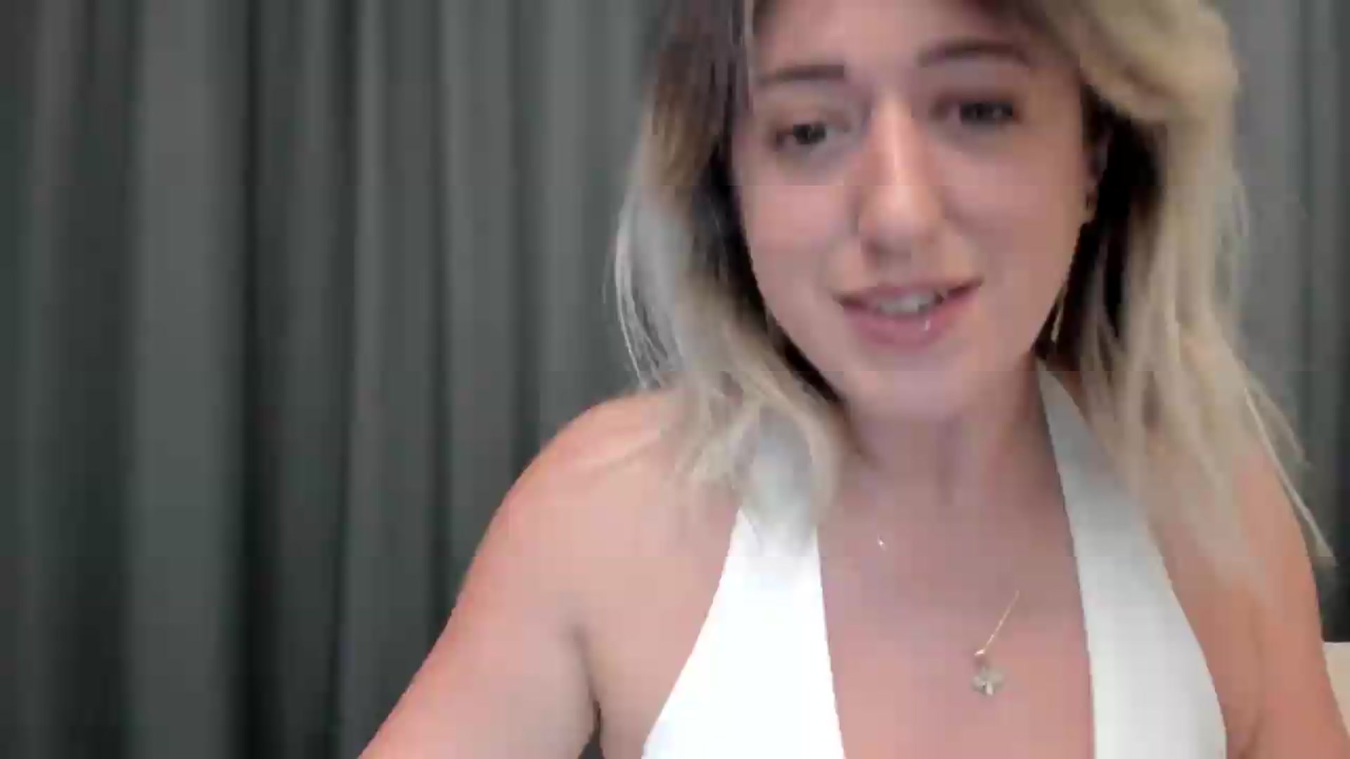 Gallery image thumbnail from SweetDelia_'s myfreecams stream on, 08/17/2026, 24:54 image 4 of 20