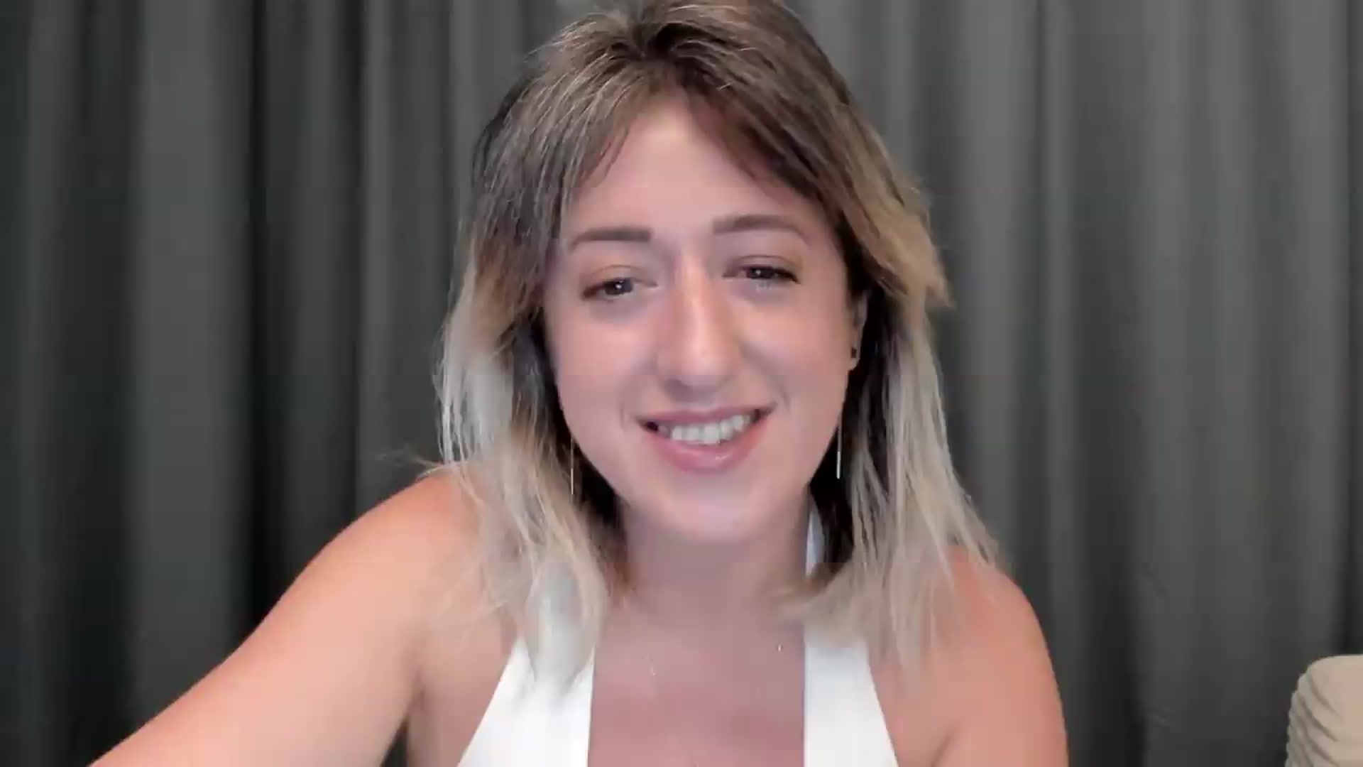 Gallery image thumbnail from SweetDelia_'s myfreecams stream on, 08/17/2026, 24:54 image 15 of 20