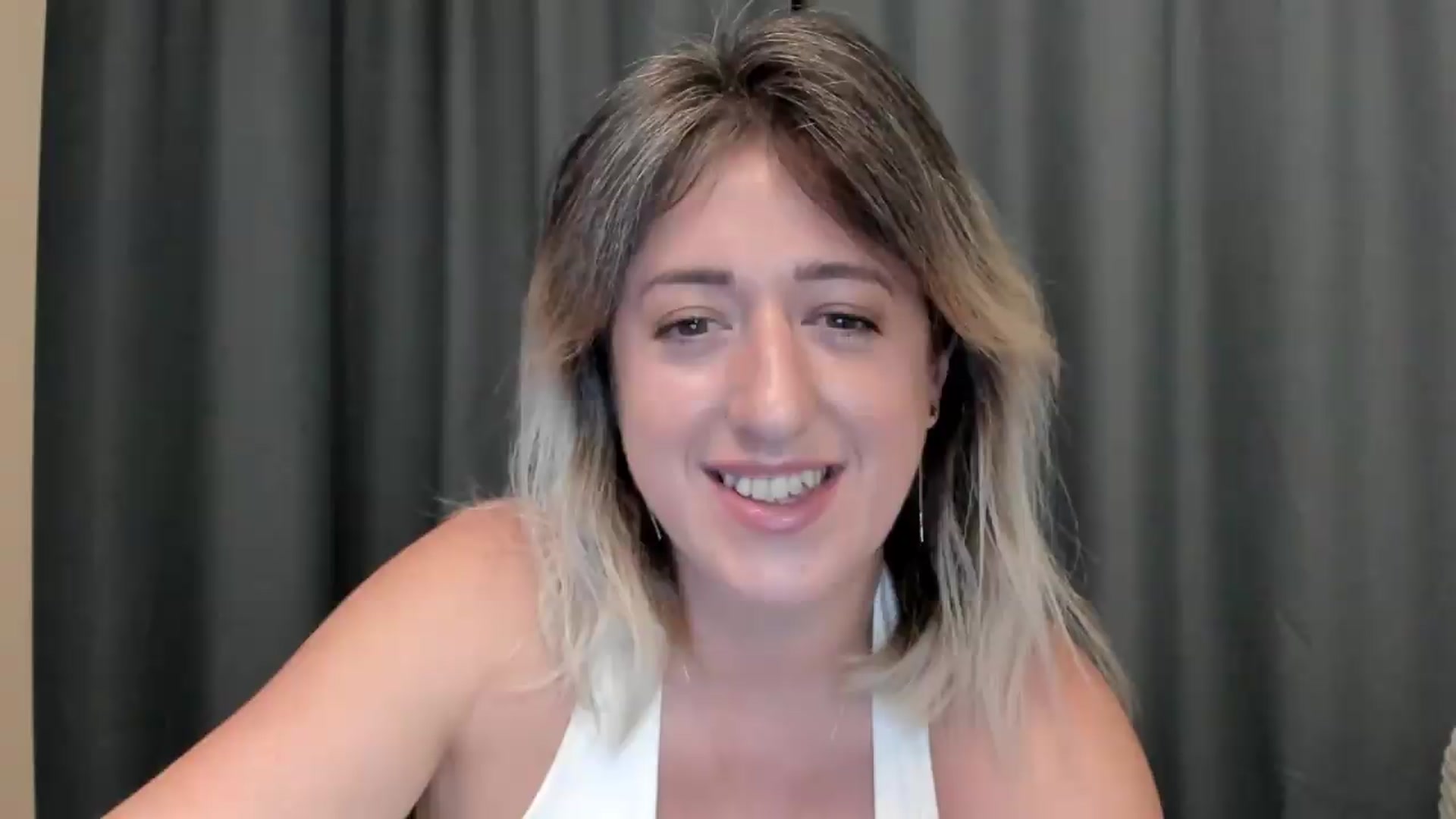 Gallery image thumbnail from SweetDelia_'s myfreecams stream on, 08/17/2026, 01:12 image 15 of 20