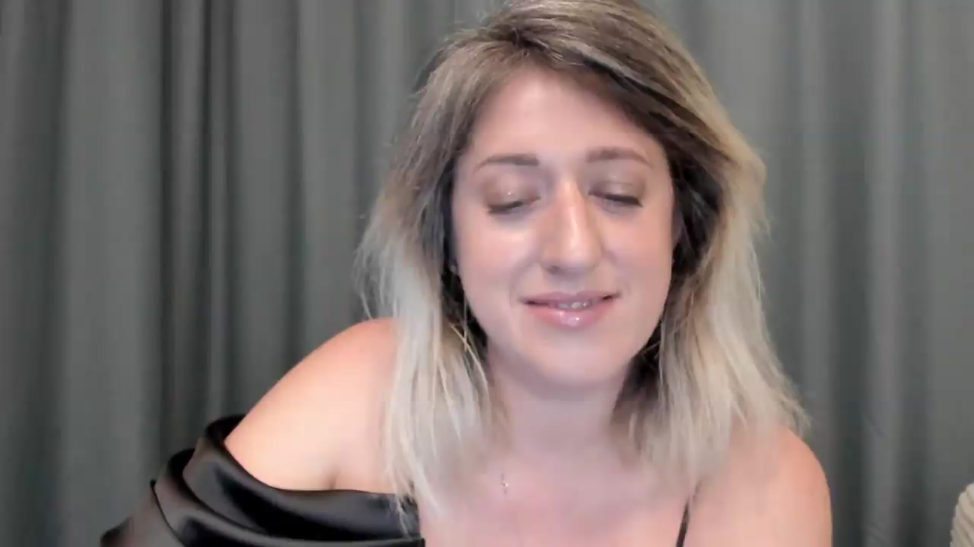 Gallery image thumbnail from SweetDelia_'s myfreecams stream on, 08/18/2026, 01:29 image 11 of 20