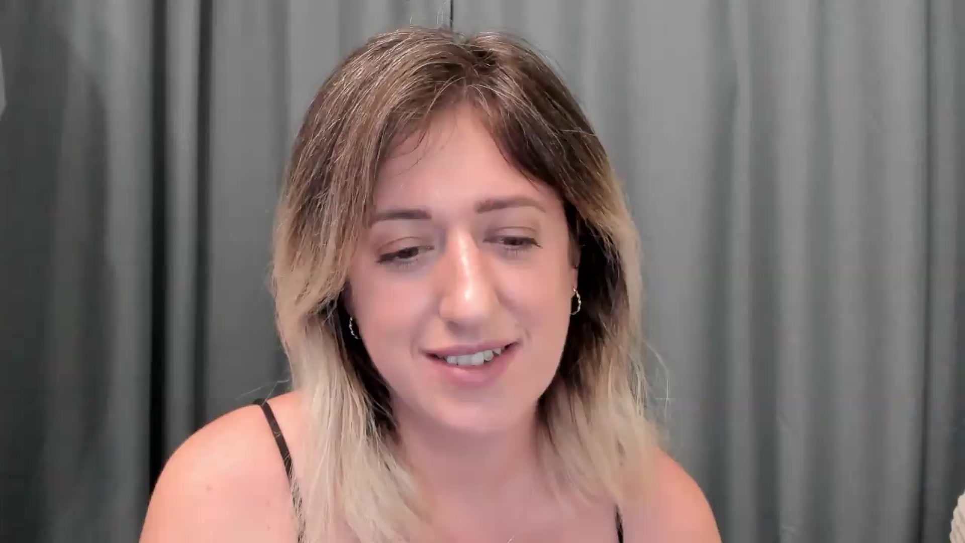 Gallery image thumbnail from SweetDelia_'s myfreecams stream on, 08/20/2026, 02:00 image 14 of 20