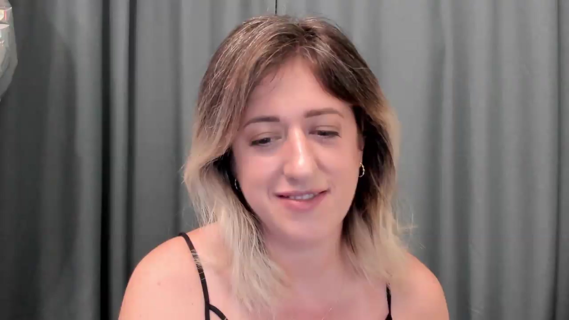 Gallery image thumbnail from SweetDelia_'s myfreecams stream on, 08/20/2026, 02:00 image 1 of 20