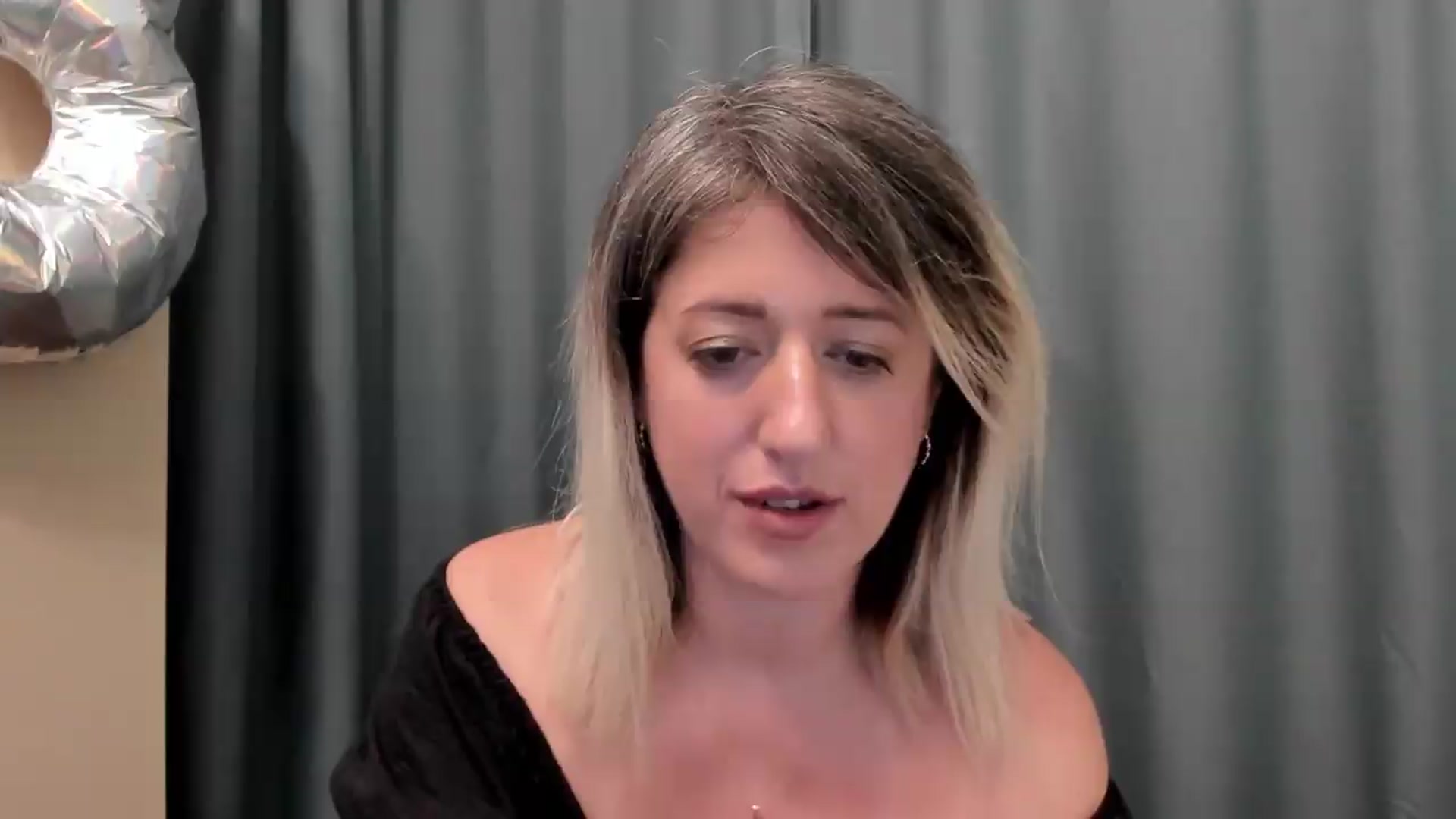 Gallery image thumbnail from SweetDelia_'s myfreecams stream on, 08/24/2026, 02:31 image 17 of 20