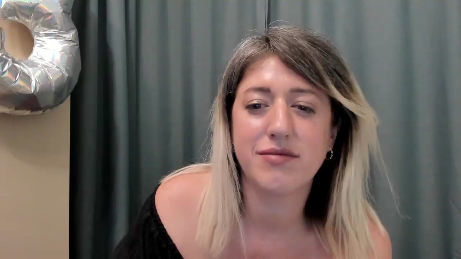 Gallery image thumbnail from SweetDelia_'s myfreecams stream on, 08/24/2026, 02:31 image 10 of 20