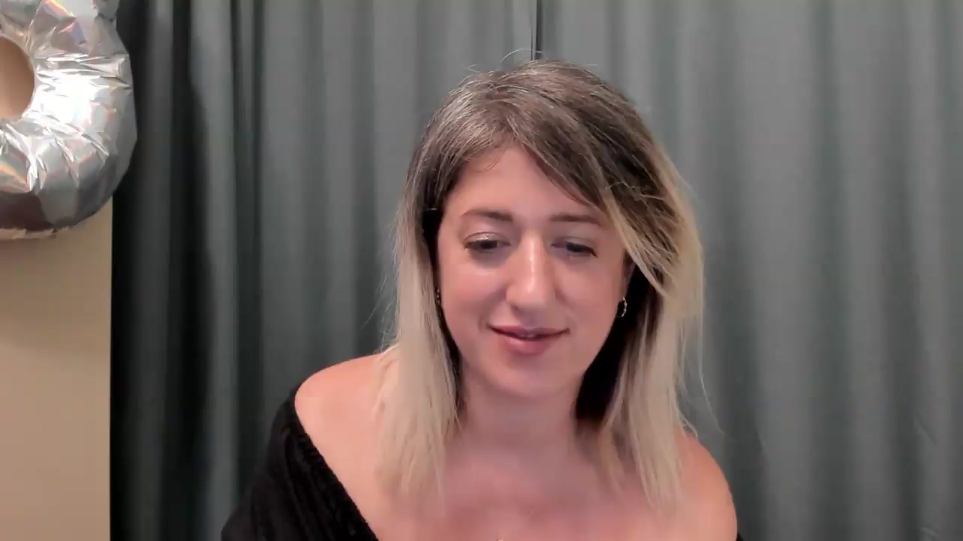 Gallery image thumbnail from SweetDelia_'s myfreecams stream on, 08/24/2026, 02:31 image 18 of 20