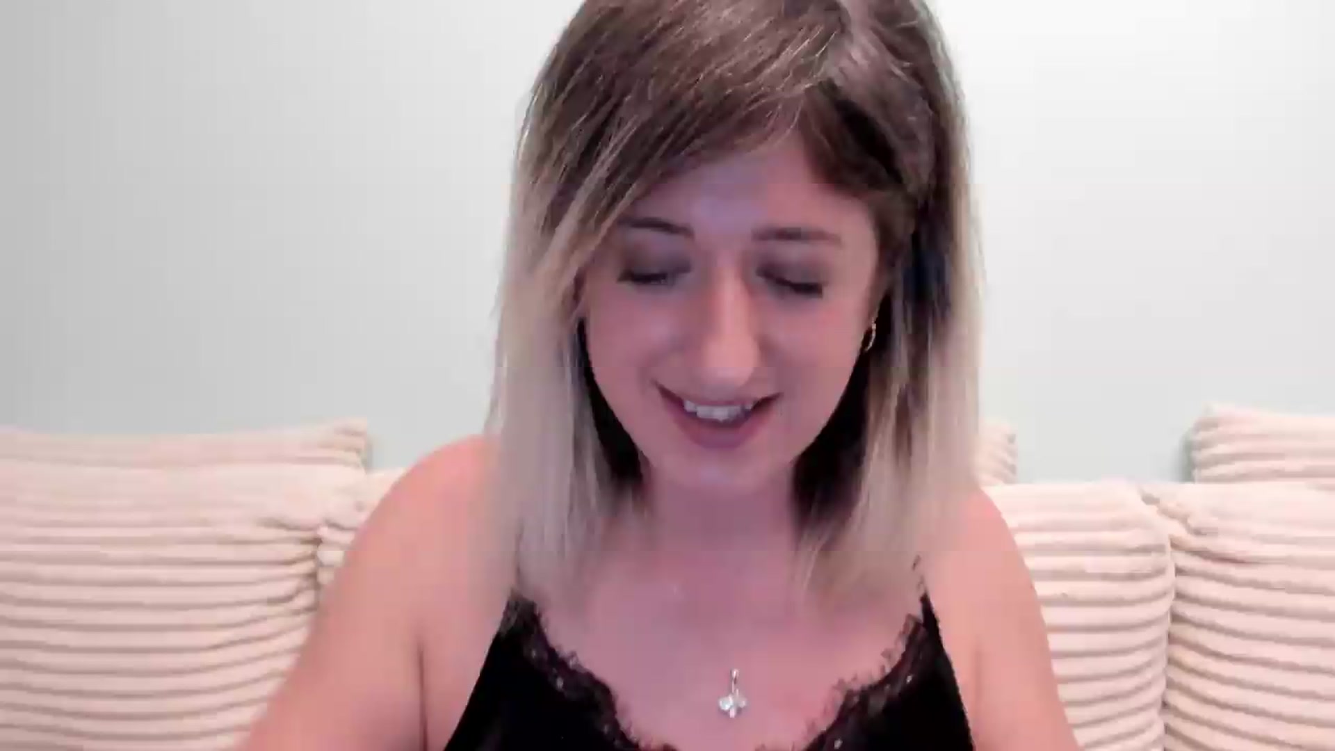 Gallery image thumbnail from SweetDelia_'s myfreecams stream on, 08/31/2026, 01:01 image 13 of 20